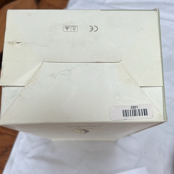 DoTERRA Lotus Diffuser - Picture 12 of 13